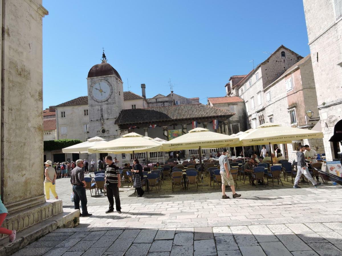 Villa Luna Trogir Bagian luar foto