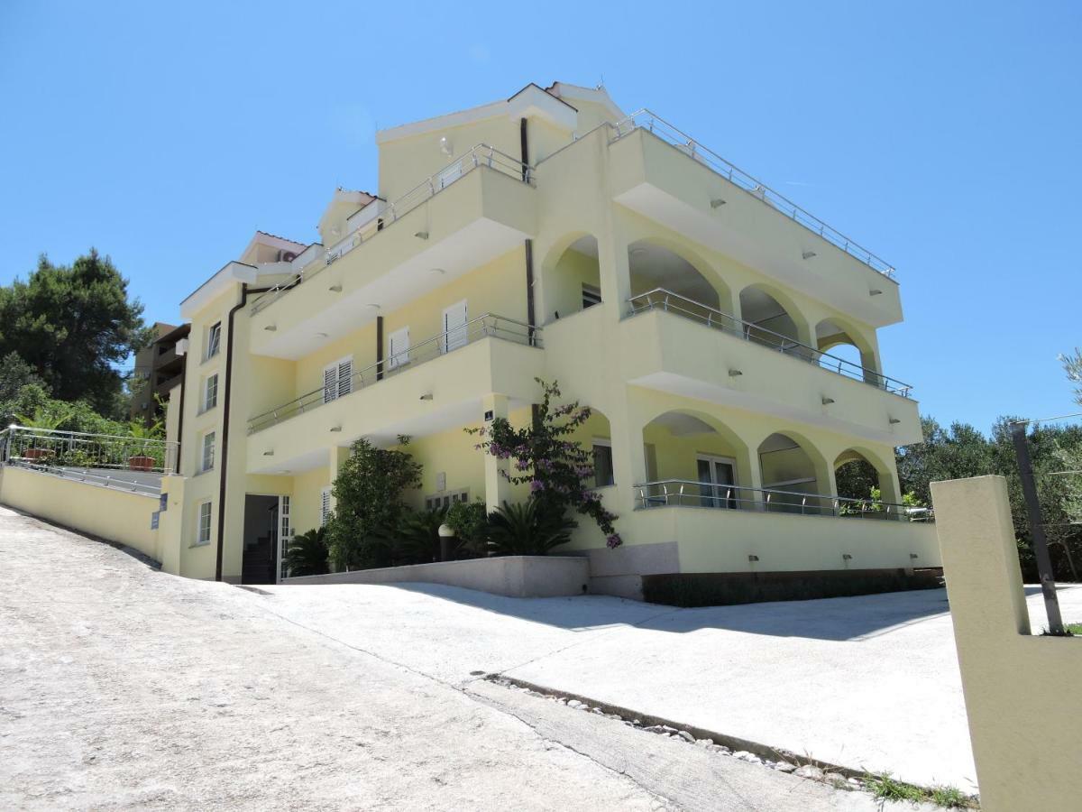 Villa Luna Trogir Bagian luar foto